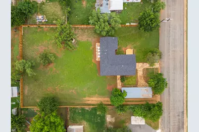 705 Flag Street, Llano, TX 78643 - Photo 36