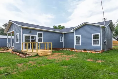 705 Flag Street, Llano, TX 78643 - Photo 6