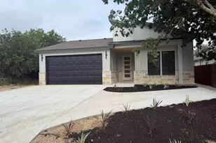 644 Birch Ln, Cottonwood Shores, TX 78657 - Photo 1
