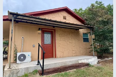103 W Hamilton, Llano, TX 78643 - Photo 6