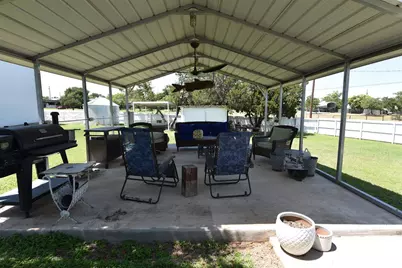 847 Ridgeway, Tow, TX 78672 - Photo 28