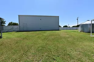 847 Ridgeway, Tow, TX 78672 - Photo 20