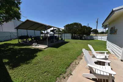 847 Ridgeway, Tow, TX 78672 - Photo 18