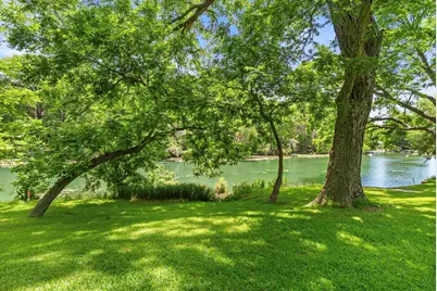 1242 Ervendberg Avenue, New Braunfels, TX 78130 - Photo 4