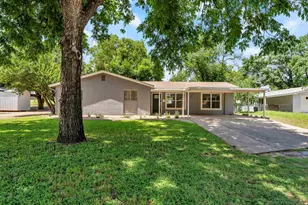 1803 Bluebonnet, Kingsland, TX 78639 - Photo 2