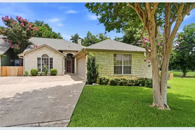 21 Augusta Drive, Meadowlakes, TX 78654 - Photo 2