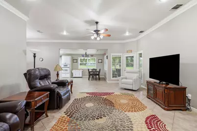 21 Augusta Drive, Meadowlakes, TX 78654 - Photo 4