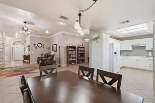21 Augusta Dr, Meadowlakes, TX 78654 - Photo 14