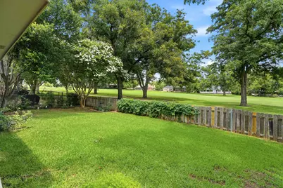 21 Augusta Drive, Meadowlakes, TX 78654 - Photo 20