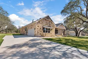 240 Sunday Dr, Burnet, TX 78611 - Photo 2