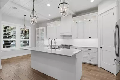 215 Mountain Home, Horseshoe Bay, TX 78657 - Photo 8