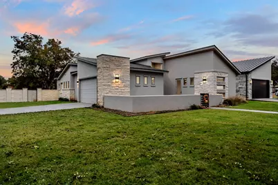 100 Menard Court, Horseshoe Bay, TX 78657 - Photo 2