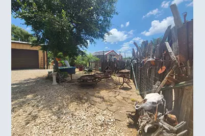 218 Cr 409, Cherokee, TX 76832 - Photo 18