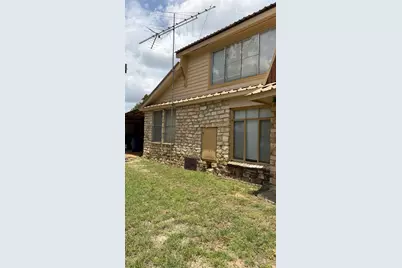 445 Wood  Forest Dr, Kingsland, TX 78639 - Photo 10