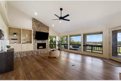 310 Dogie Drive, Horseshoe Bay, TX 78657 - Photo 6