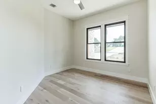 707 Broken Hills Dr, Horseshoe Bay, TX 78657 - Photo 14