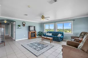 926 Sandy Mountain Dr, Sunrise Beach, TX 78643 - Photo 2