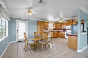 926 Sandy Mountain Dr, Sunrise Beach, TX 78643 - Photo 6