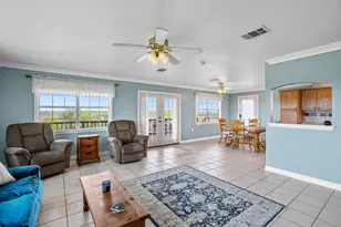 926 Sandy Mountain Dr, Sunrise Beach, TX 78643 - Photo 4