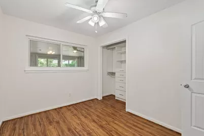 1107 Live Oak Dr, Marble Falls, TX 78654 - Photo 10