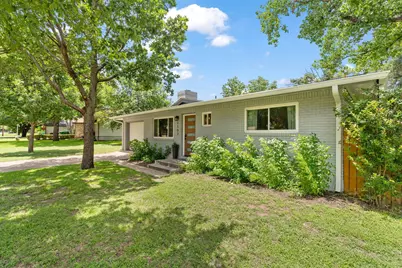 1107 Live Oak Dr, Marble Falls, TX 78654 - Photo 2