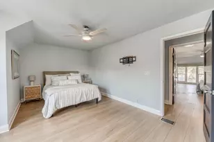 200 Free Rein, Horseshoe Bay, TX 78657 - Photo 18