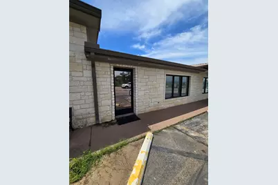 4819 Fm 2147, Cottonwood Shores, TX 78657 - Photo 20