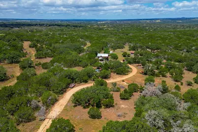 707 Ranch Road 1320, Johnson City, TX 78636 - Photo 4