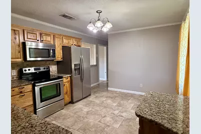 1101 Hackberry Drive, Marble Falls, TX 78654 - Photo 8