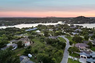 3501 Blue Lake Dr, Horseshoe Bay, TX 78657 - Photo 34