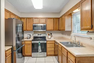 1113 Ash Dr, Marble Falls, TX 78654 - Photo 10