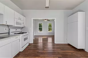 285 Bedell St, Bertram, TX 78605 - Photo 8
