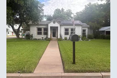 506 W Storey Street, San Saba, TX 76877 - Photo 2