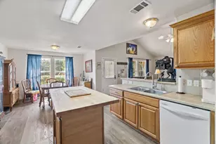 808 Pecan Ln, Cottonwood Shores, TX 78657 - Photo 8