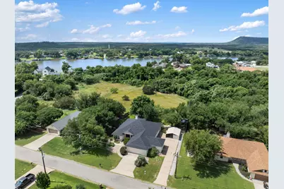 275 Skyview Dr, Kingsland, TX 78639 - Photo 2