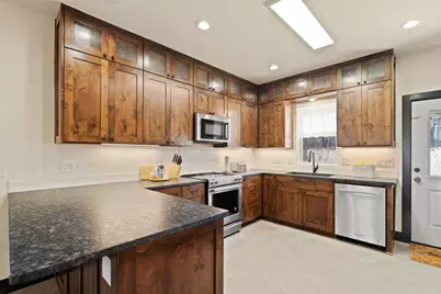 1111 Cedar, Marble Falls, TX 78654 - Photo 10