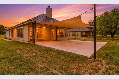 340 Sun Ray, Horseshoe Bay, TX 78657 - Photo 4