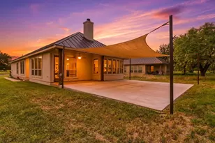 340 Sunray, Horseshoe Bay, TX 78657 - Photo 4