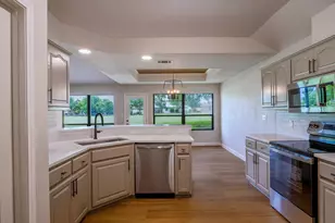 416 Spyglass St, Meadowlakes, TX 78654 - Photo 10