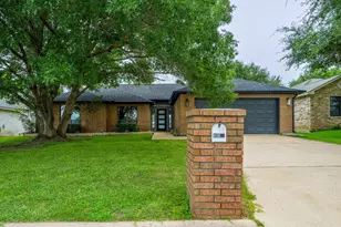 416 Spyglass St, Meadowlakes, TX 78654 - Photo 1