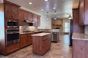 1706 Link Dr, Kingsland, TX 78639 - Photo 6