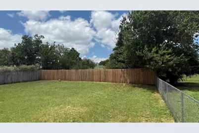 200 Sarah Circle, Llano, TX 78643 - Photo 6