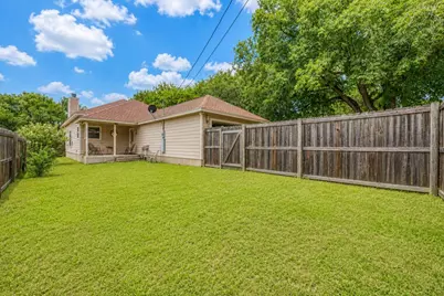 1107 E College Street, Llano, TX 78643 - Photo 30