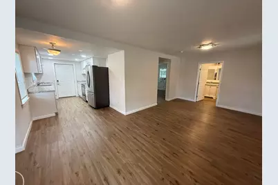 201 S Rhomberg Street, Burnet, TX 78611 - Photo 2
