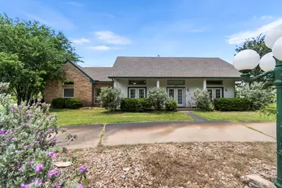 305 La Mesa, Kingsland, TX 78639 - Photo 2