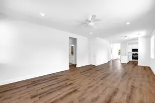 1701 Lakewood, Kingsland, TX 78639 - Photo 4