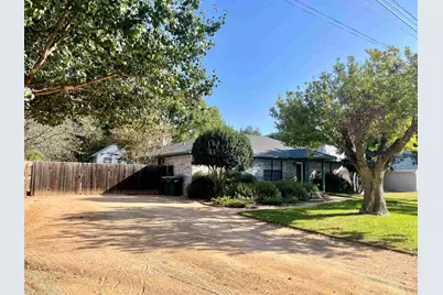 1113 Hackberry Drive, Marble Falls, TX 78654 - Photo 16