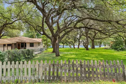 218 Bluebird Circle, Highland Haven, TX 78654 - Photo 14