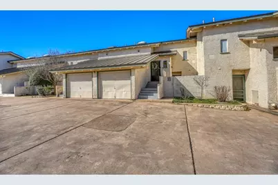 207 N Hi Circle, Horseshoe Bay, TX 78657 - Photo 1