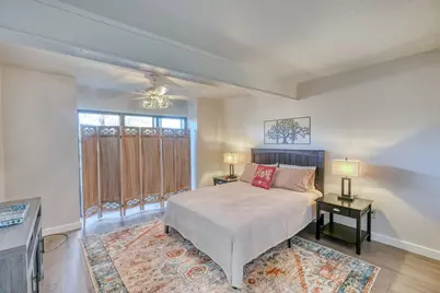 207 N Hi Circle, Horseshoe Bay, TX 78657 - Photo 10